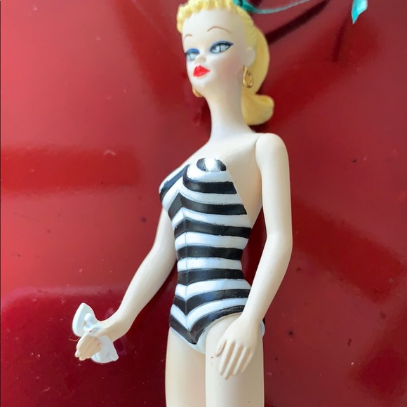 HALLMARK Keepsake Ornament BARBIE - Picture 6 of 9